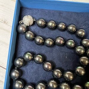 Peacock Mother of Pearl Necklace